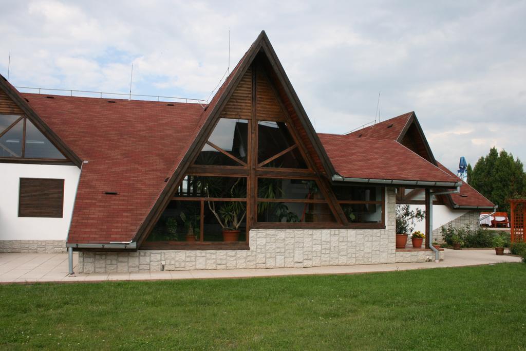 Drumul Dragostei Vintu De Jos Exterior photo